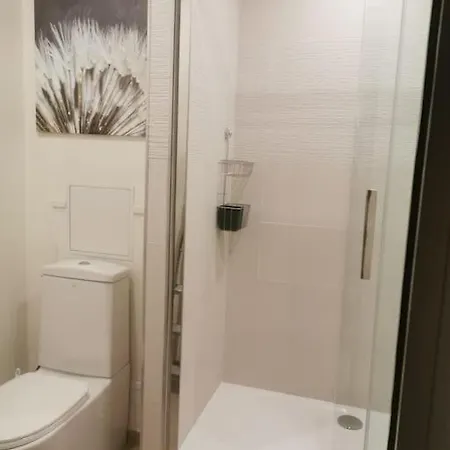 Studio 2 Etoiles Centre Apartment *